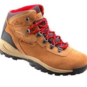 Columbia Women’s Newton Ridge Plus Amped Waterproof Hiking Boot 11